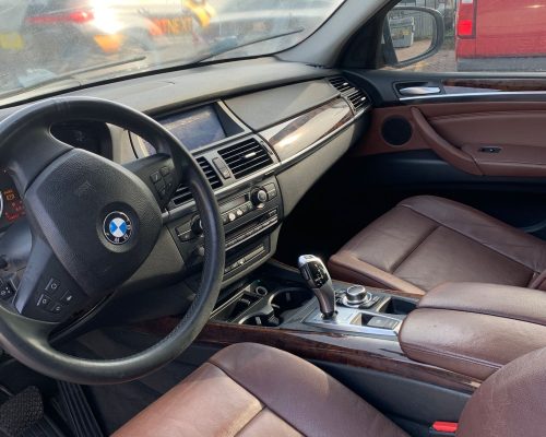 BMW - 2011- BRANCA 02