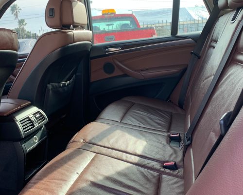 BMW - 2011- BRANCA 05