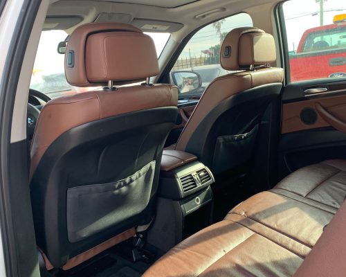 BMW - 2011- BRANCA 07