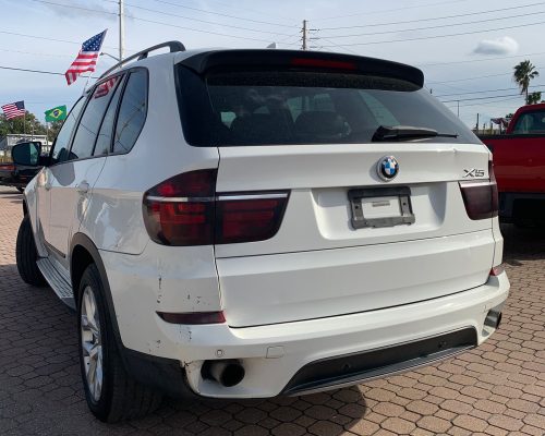 BMW - 2011- BRANCA 08